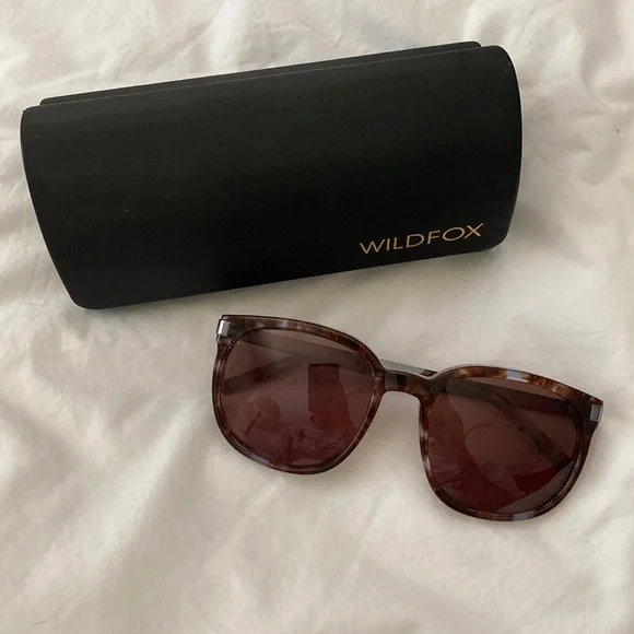 Wildfox | Accessories | Wildfox Gray And Brown Tortoise  display picture 1